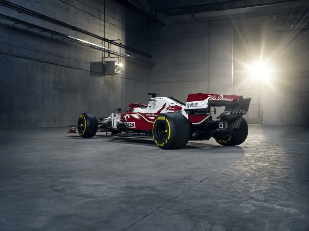 【F1美学】2021新车发布：原文配图 11